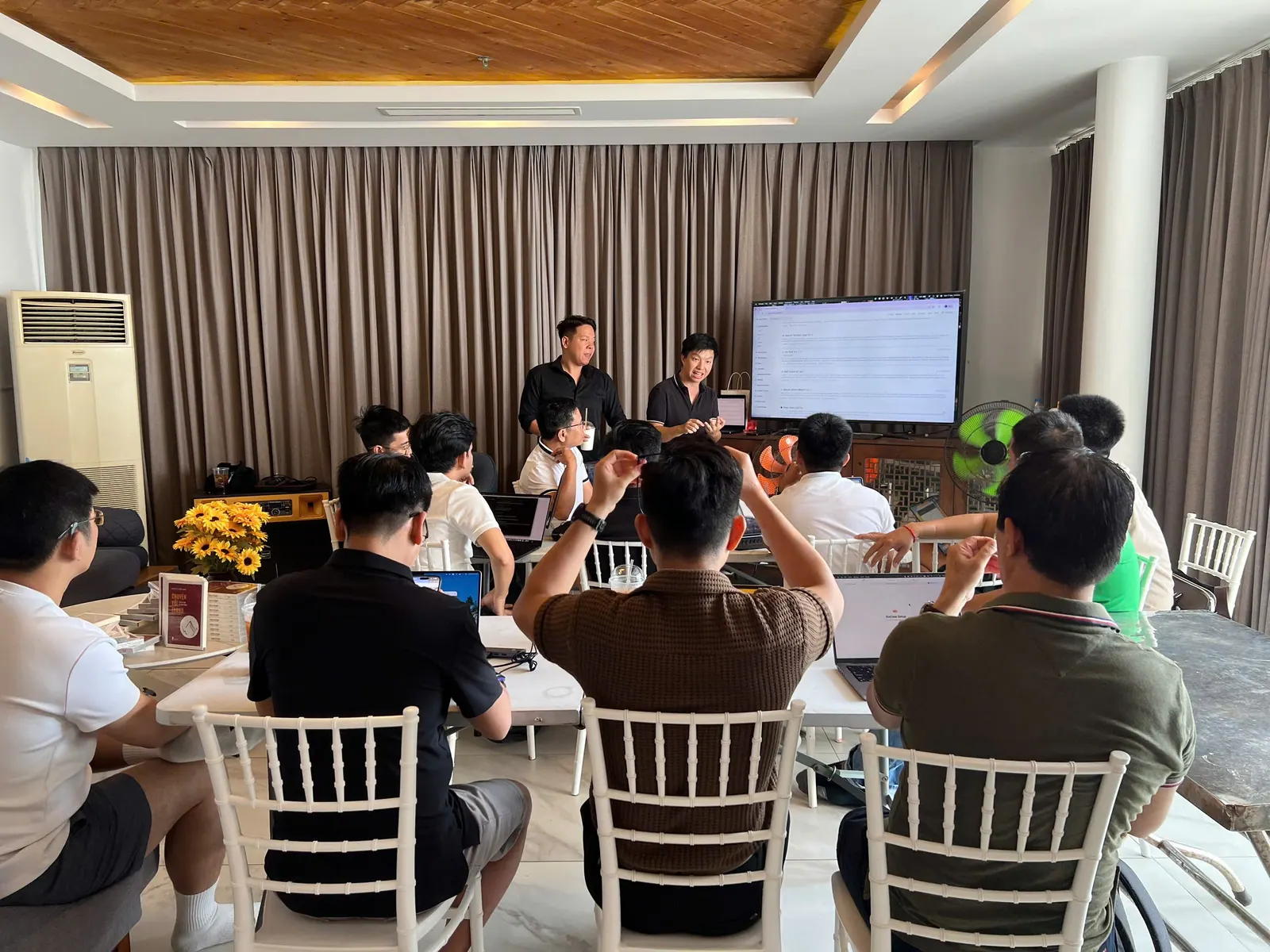 AI Beach Camp — Camping AI cùng Founder & CEO tại Vũng Tàu